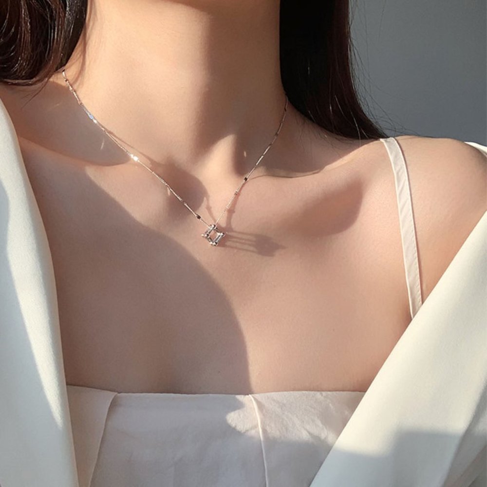 NEW Silver Simple Cube Geometric Necklace - Picture 10 of 12